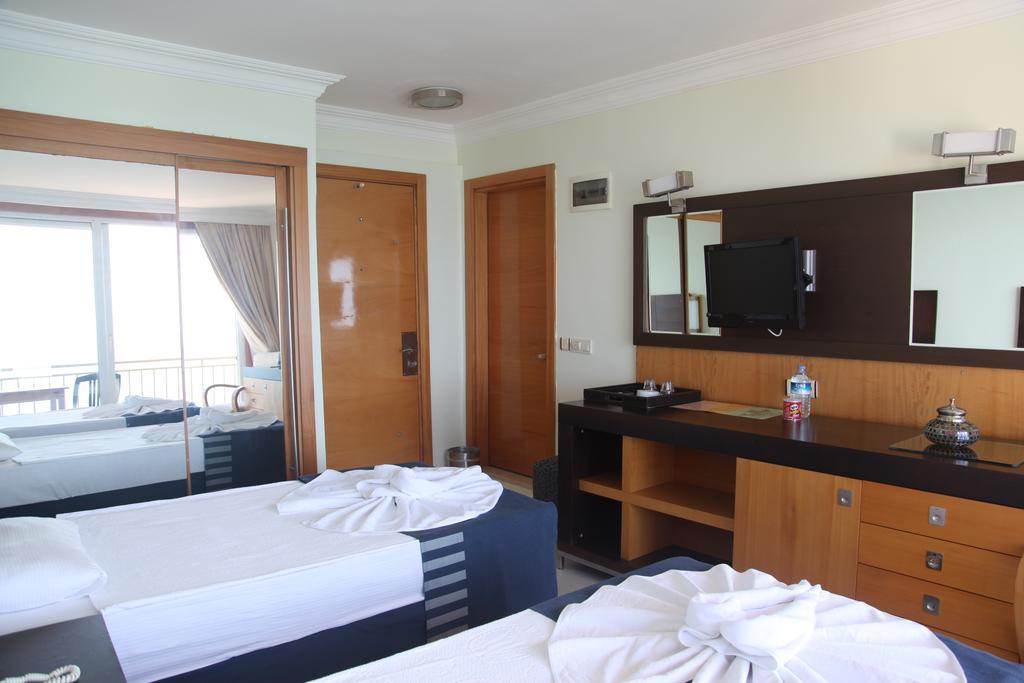 Yali Hotel Side Room photo